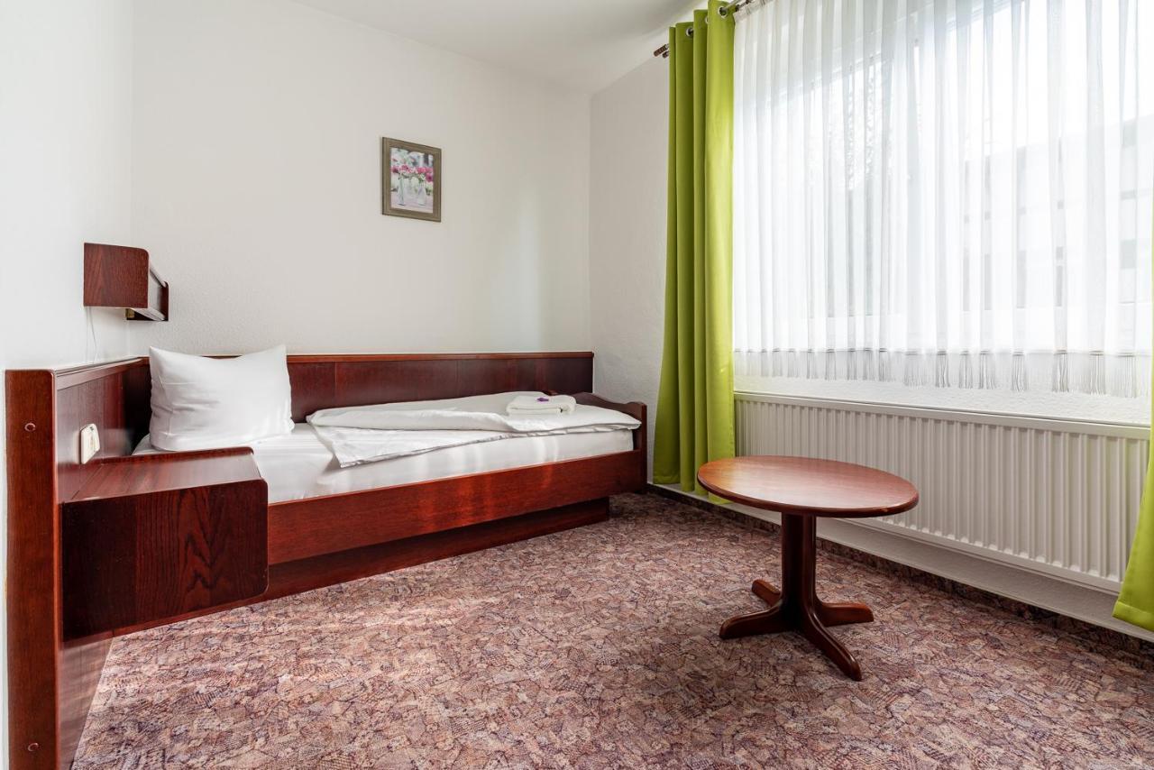 Hotel & Restaurant Stadt Genthin Exterior photo